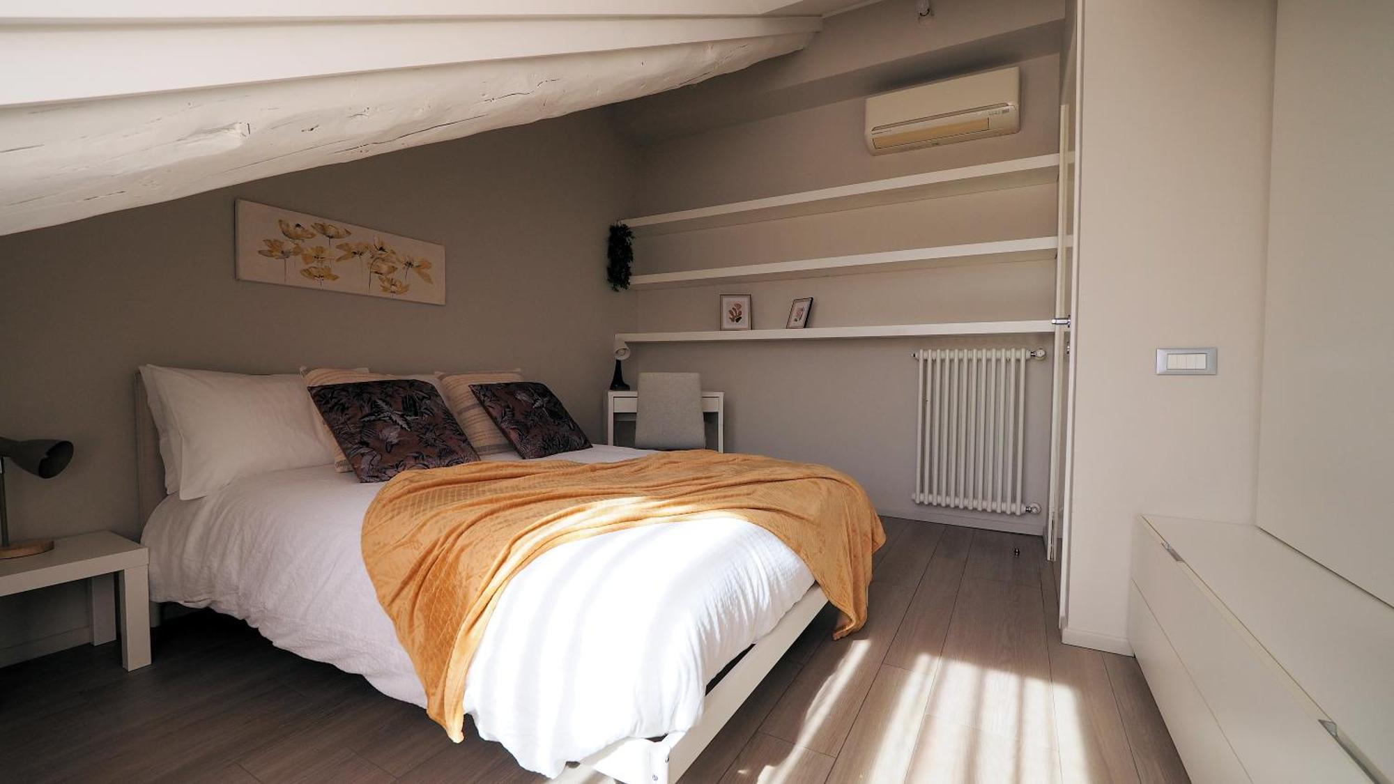 Apartment White Note