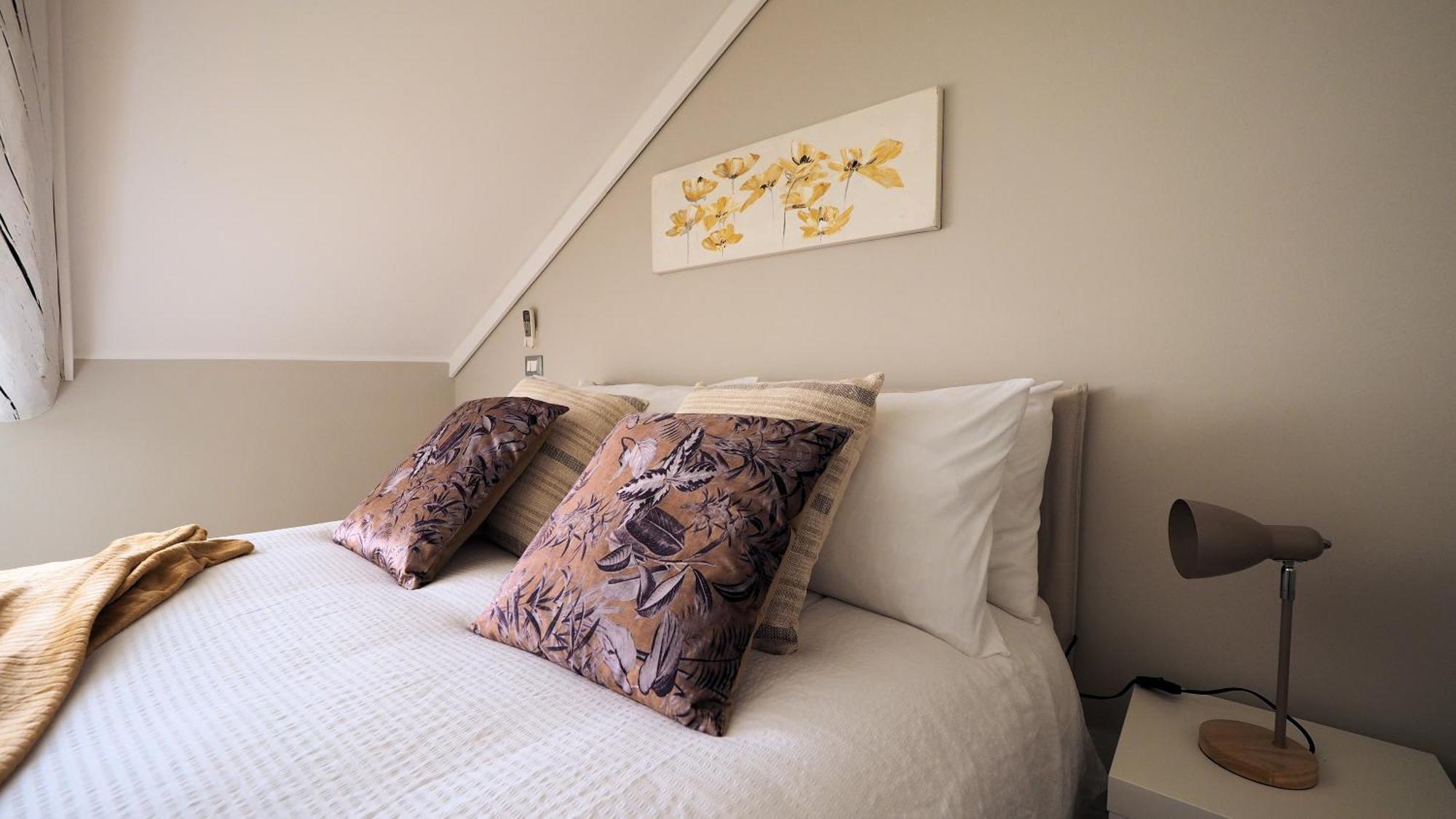 Apartment White Note *
